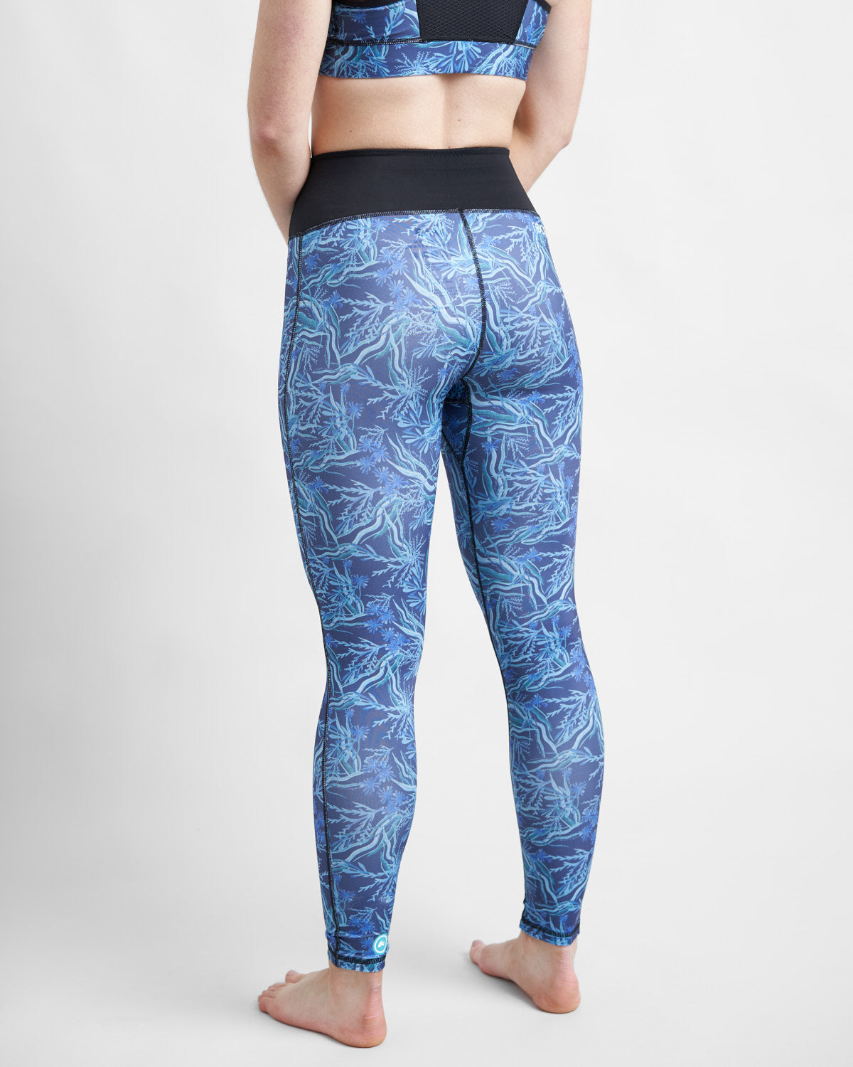 Nike training power leggings outlet in blue tulle mesh